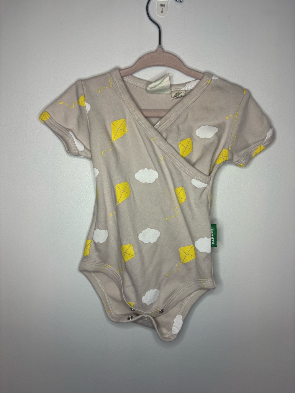 Parade Beige Baby One-Piece with Yellow Kite Print